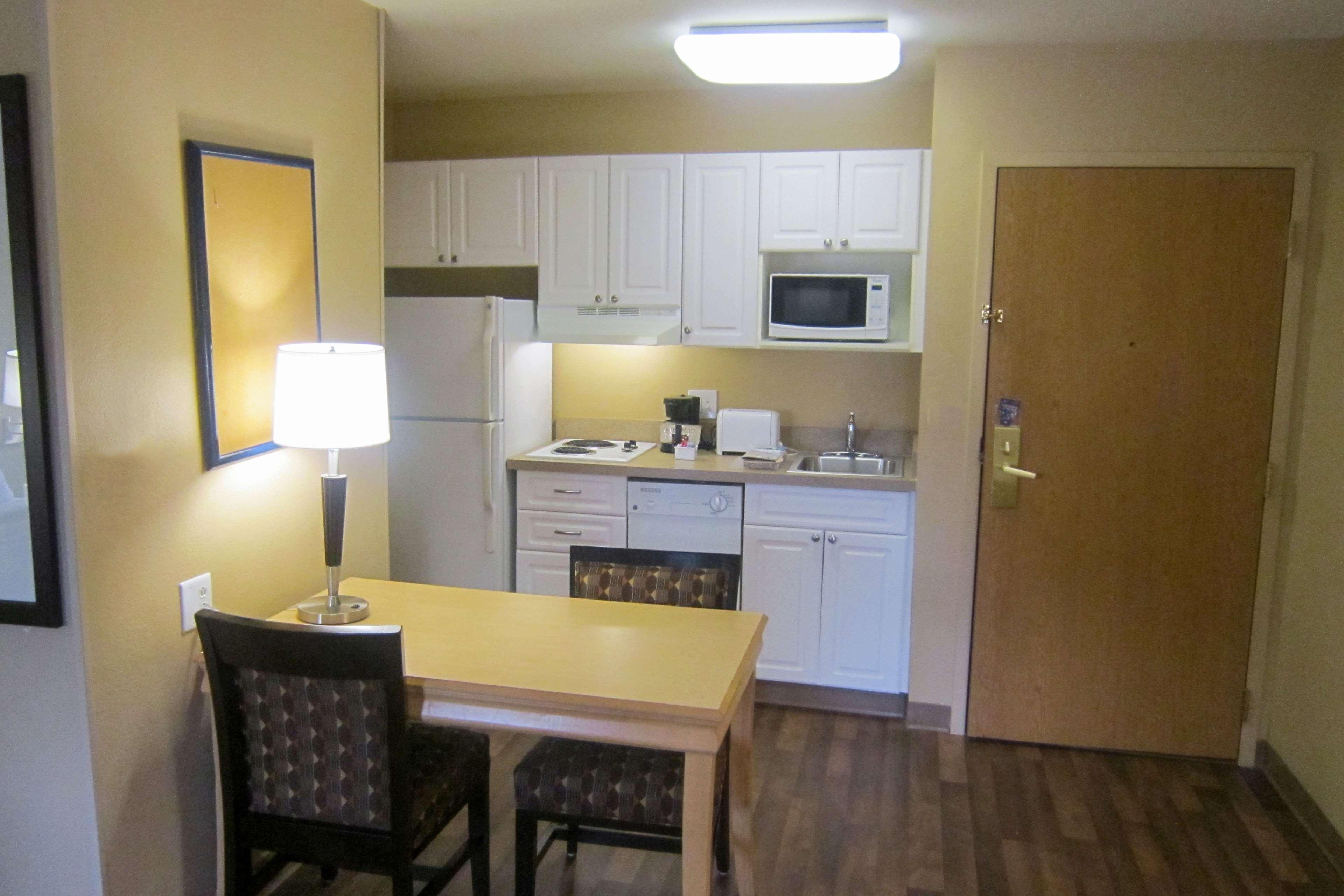 Extended Stay America Suites - Orlando - Convention Center - Universal Blvd Williamsburg Dış mekan fotoğraf
