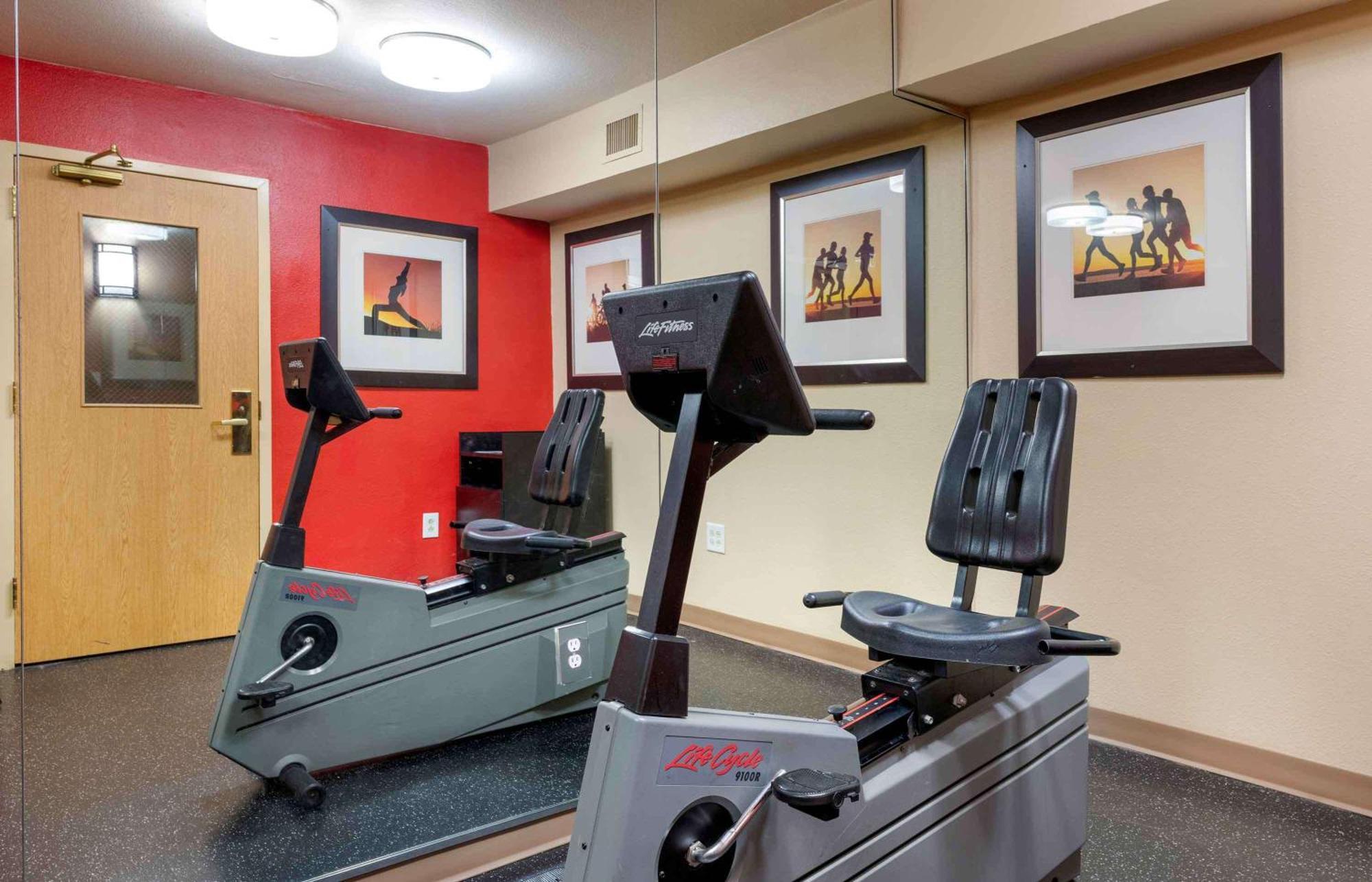 Extended Stay America Suites - Orlando - Convention Center - Universal Blvd Williamsburg Dış mekan fotoğraf